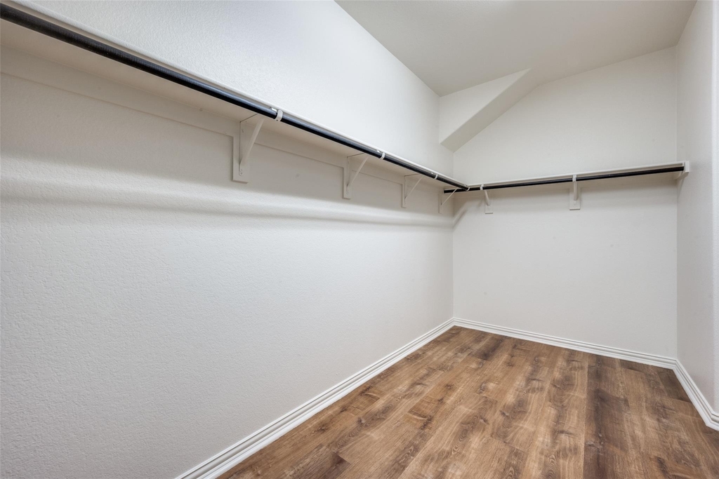 342 Manchester Drive - Photo 30