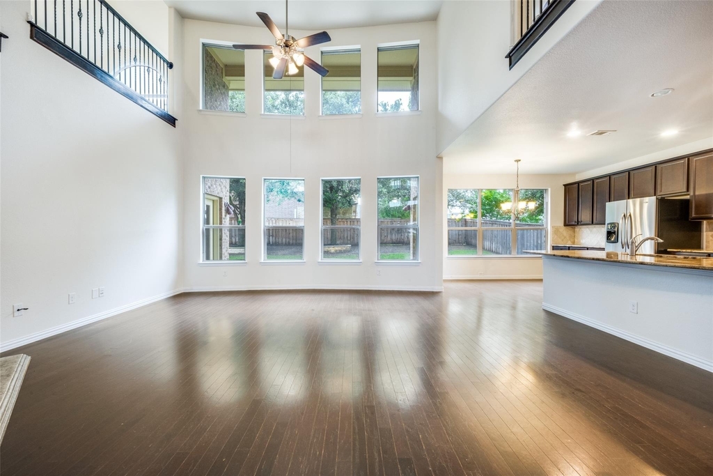 342 Manchester Drive - Photo 19