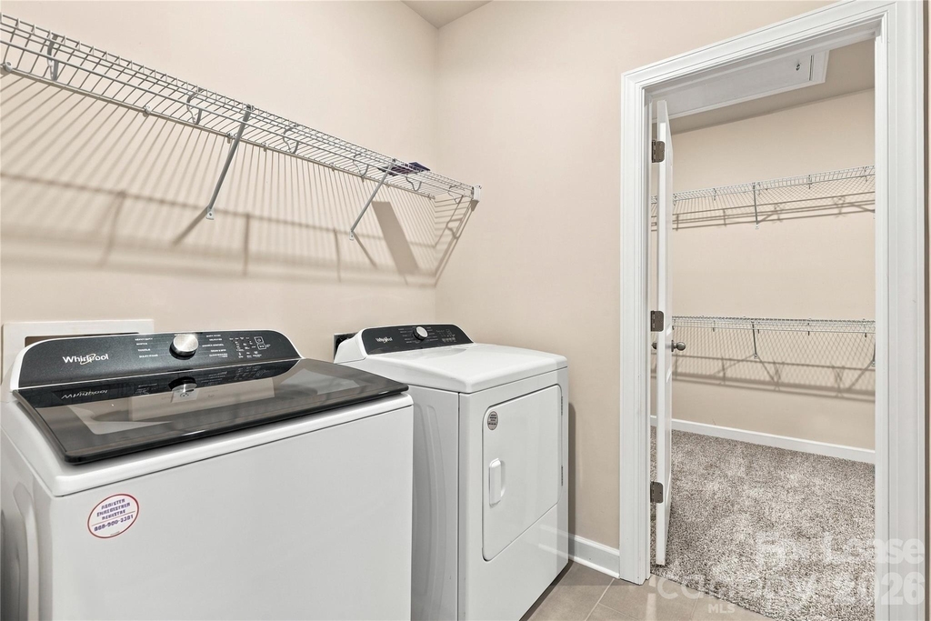 1003 Alicante Avenue - Photo 18