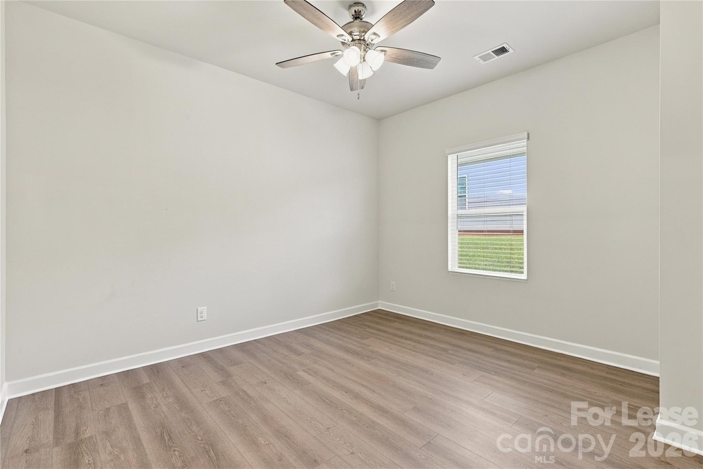 1003 Alicante Avenue - Photo 14