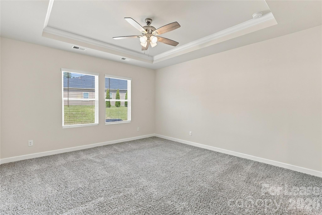 1003 Alicante Avenue - Photo 10