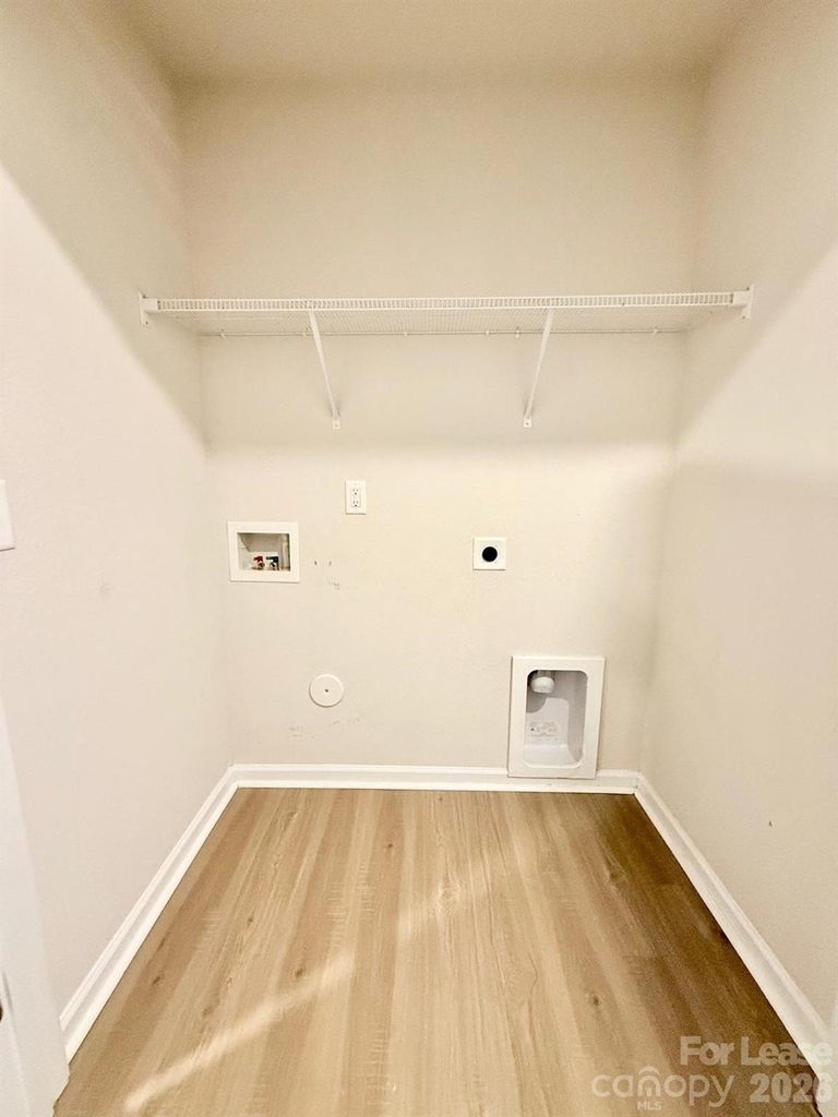6200 Lowe Lane - Photo 21