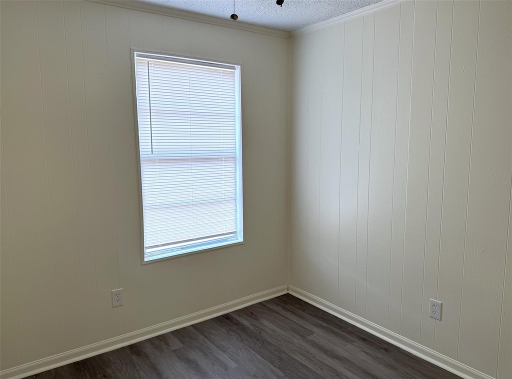 708 Ioof Street - Photo 8