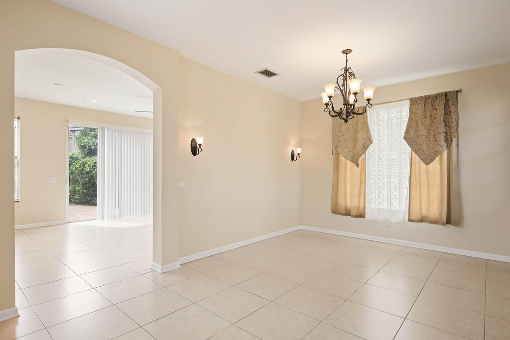 5404 Sunseeker Boulevard - Photo 3