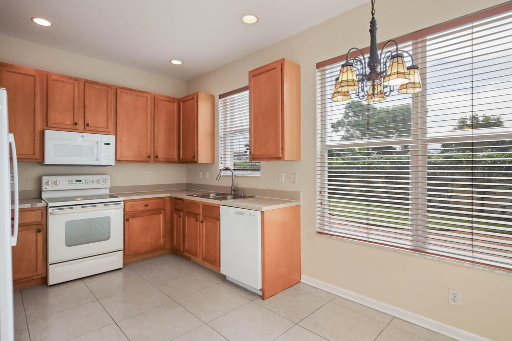 5404 Sunseeker Boulevard - Photo 10