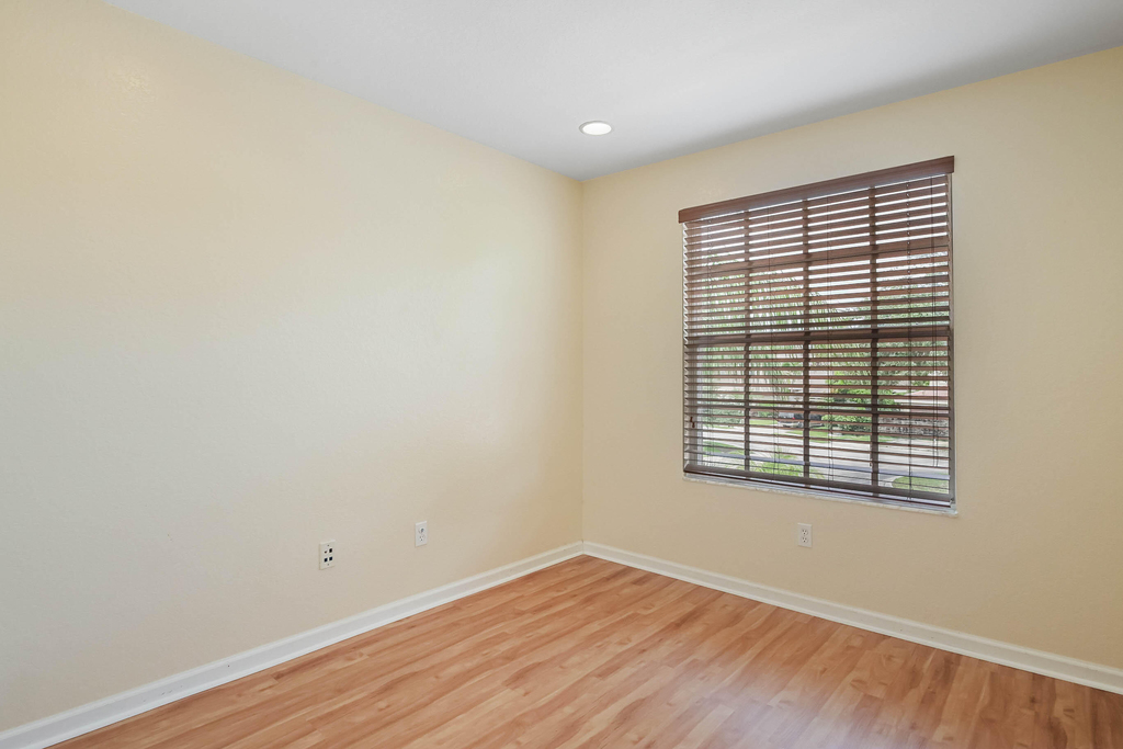 5404 Sunseeker Boulevard - Photo 27