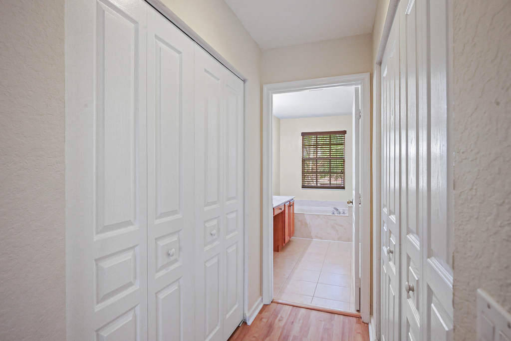 5404 Sunseeker Boulevard - Photo 17