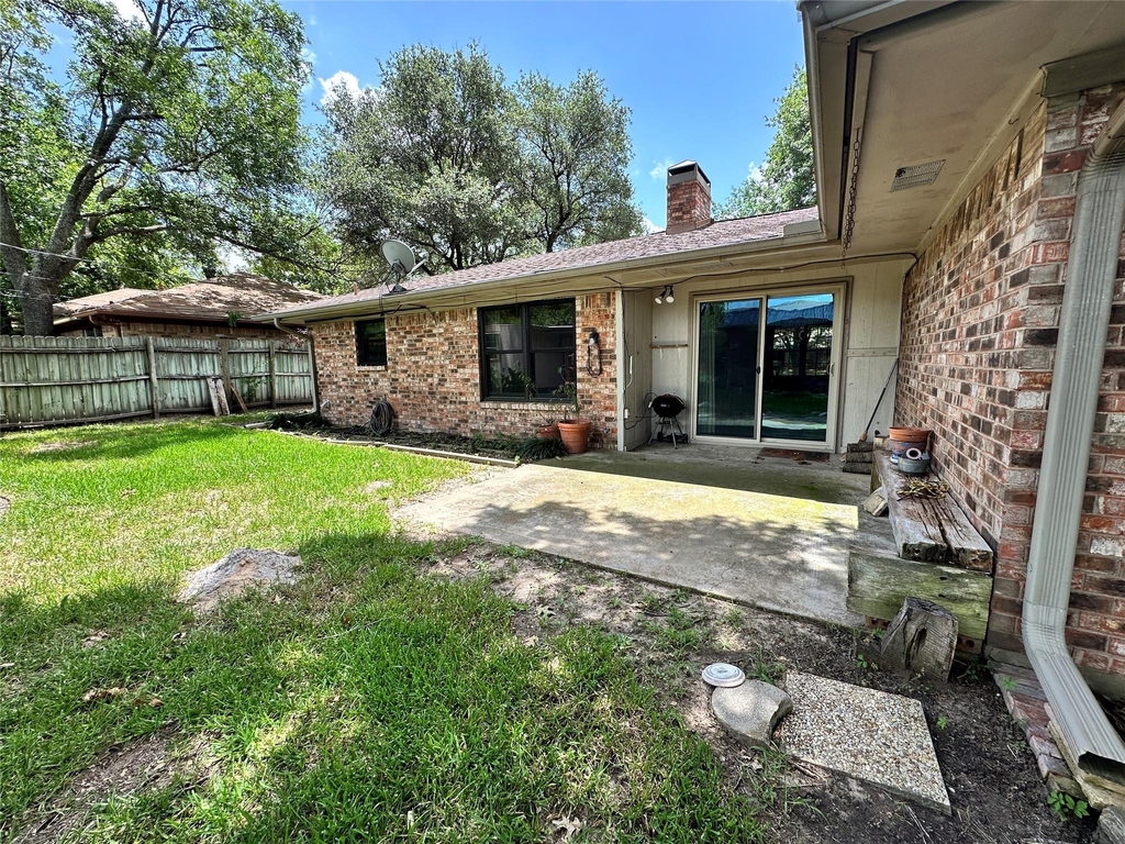120 W Drane Avenue - Photo 4