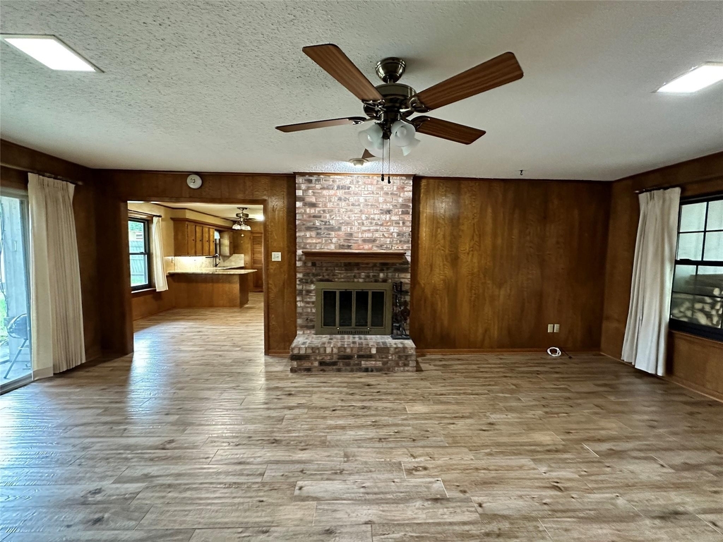120 W Drane Avenue - Photo 10