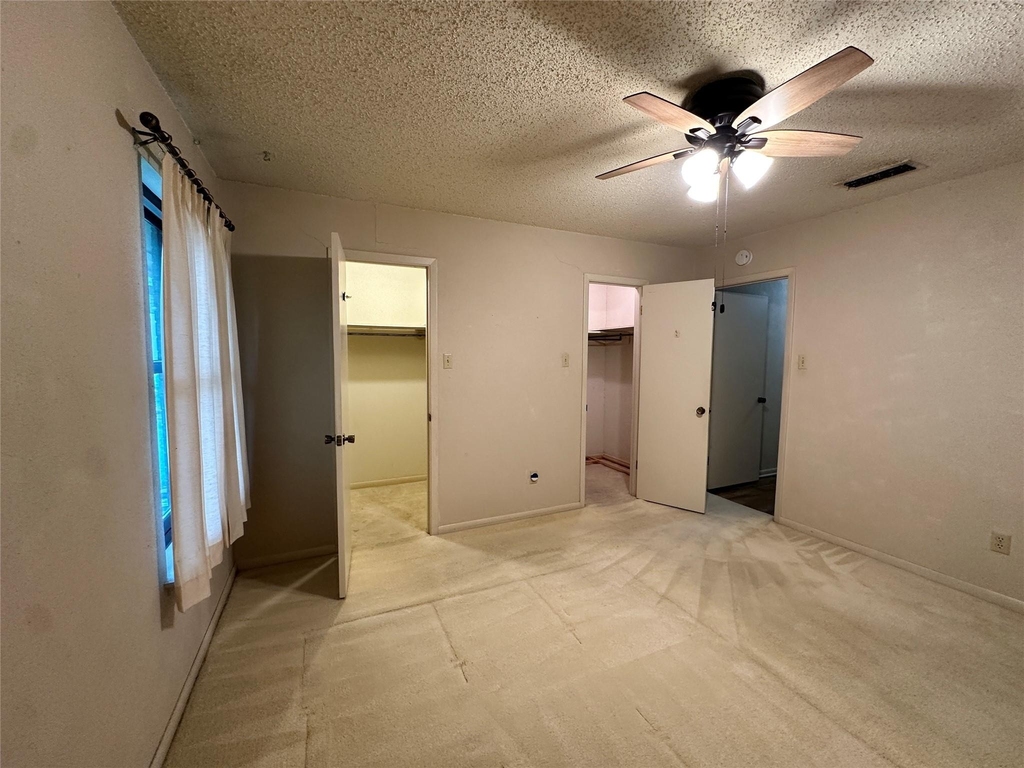 120 W Drane Avenue - Photo 17