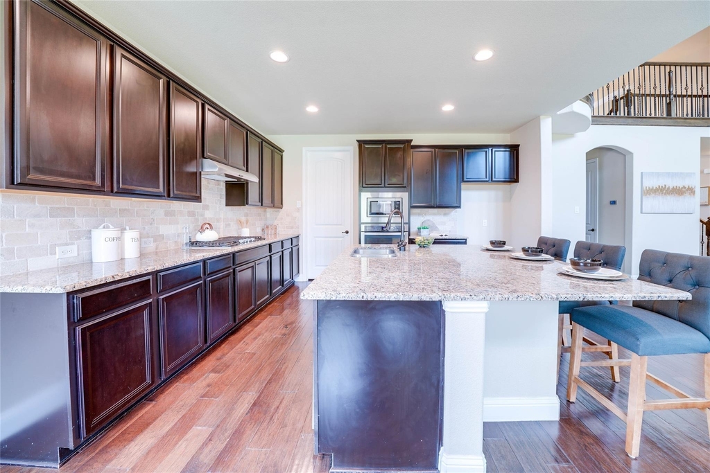 1262 Roma Drive - Photo 7