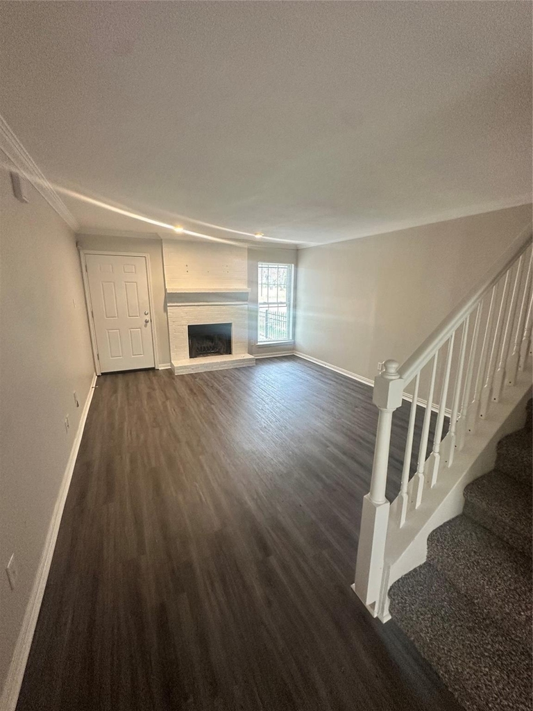 2268 Colony Court - Photo 2