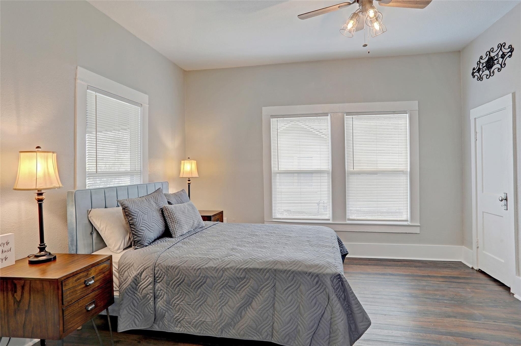 324 S Kentucky Street - Photo 12
