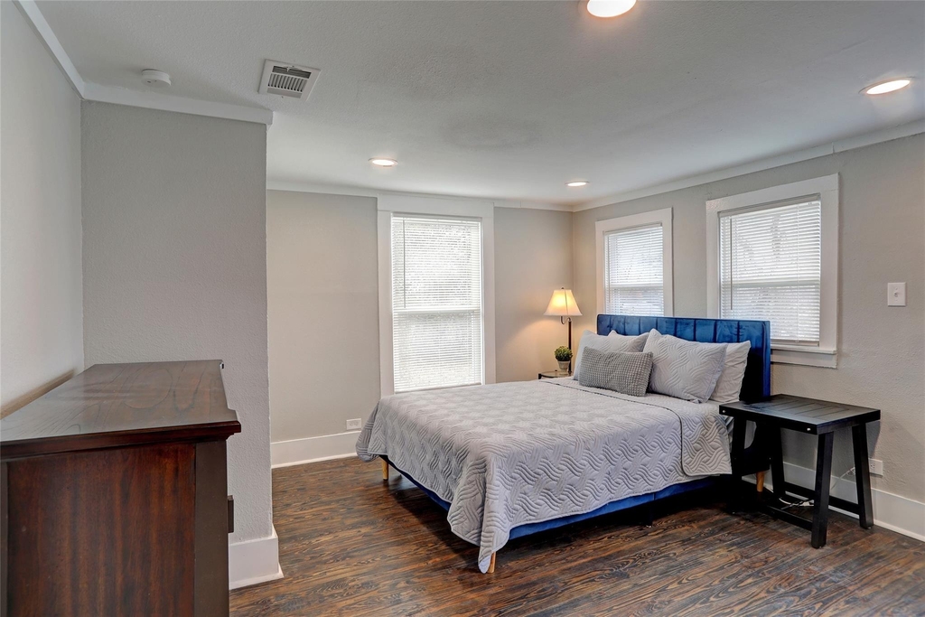 324 S Kentucky Street - Photo 9