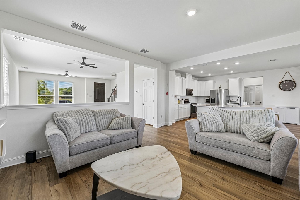 721 Saint Lawrence Drive - Photo 5