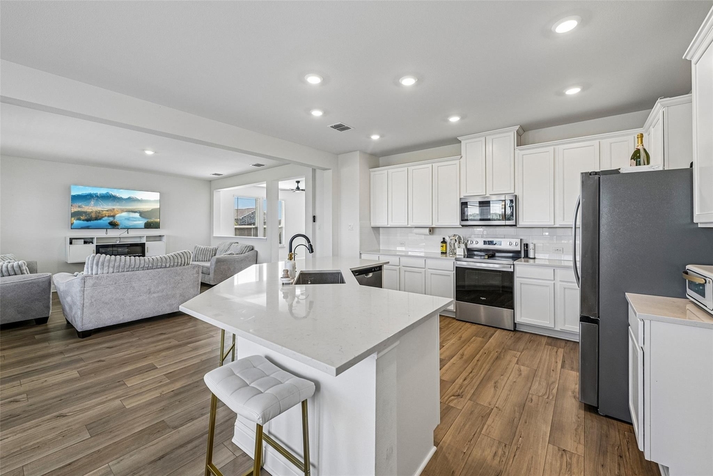 721 Saint Lawrence Drive - Photo 13