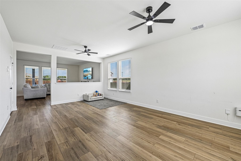 721 Saint Lawrence Drive - Photo 7