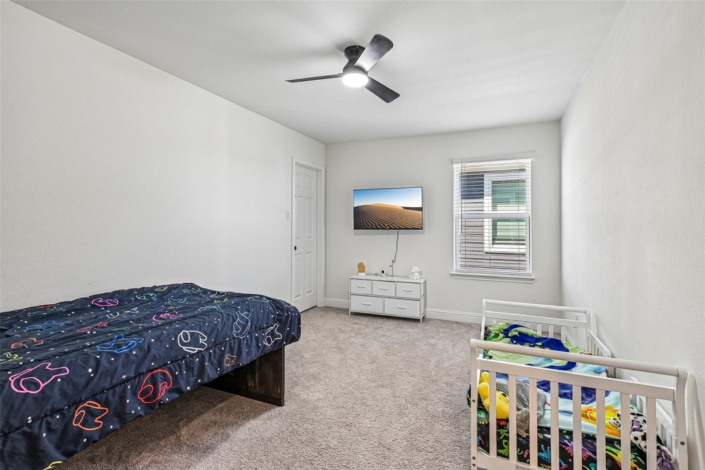721 Saint Lawrence Drive - Photo 32