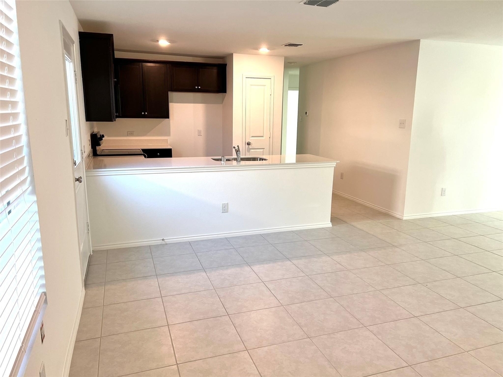 5836 Timber Point Drive - Photo 4