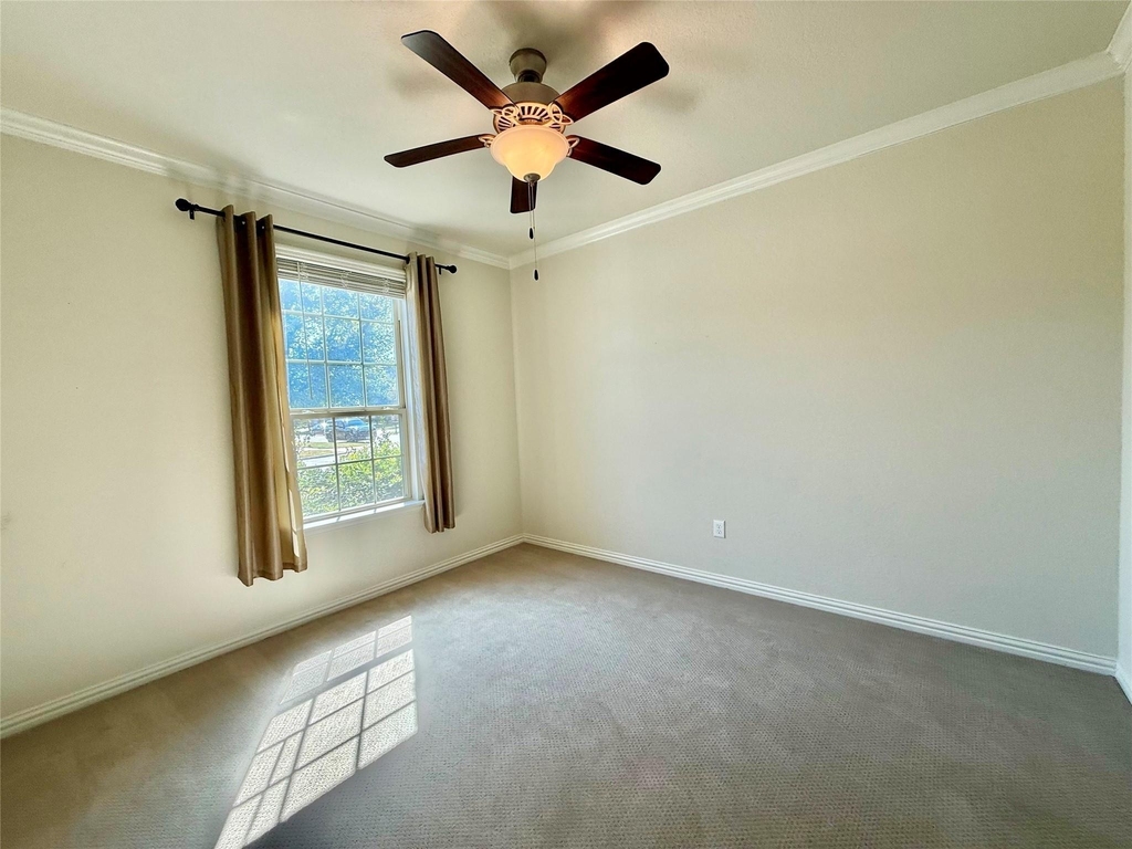 11012 Carrizo Road - Photo 3