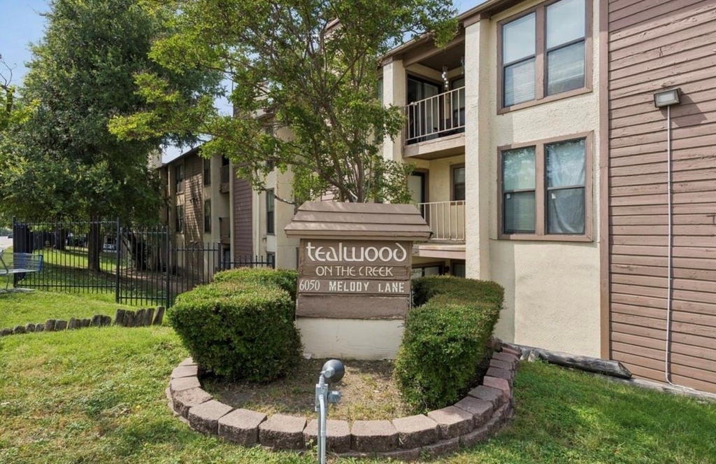 6050 Melody Lane - Photo 19