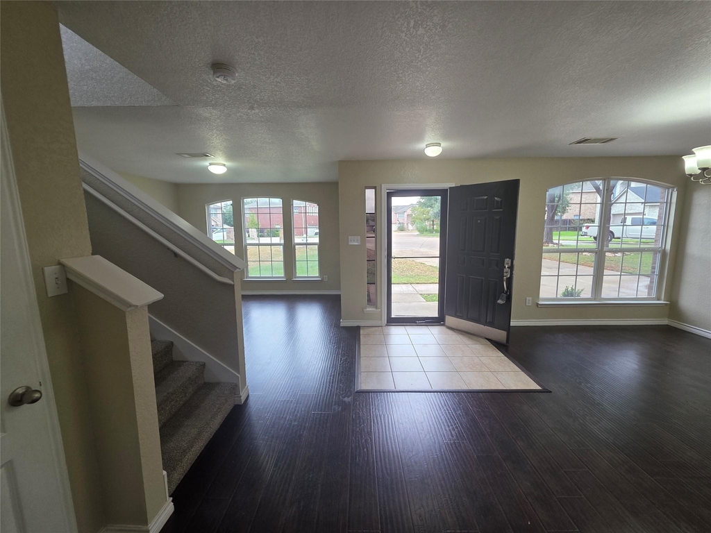 4207 Bayside Court - Photo 16