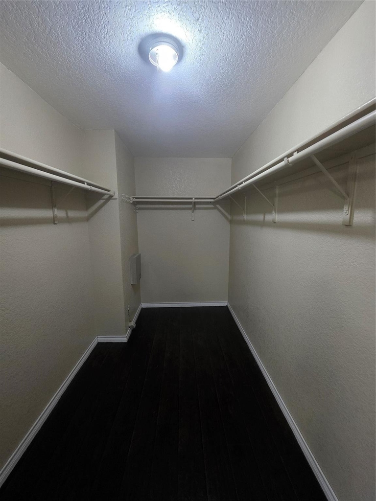 4207 Bayside Court - Photo 35