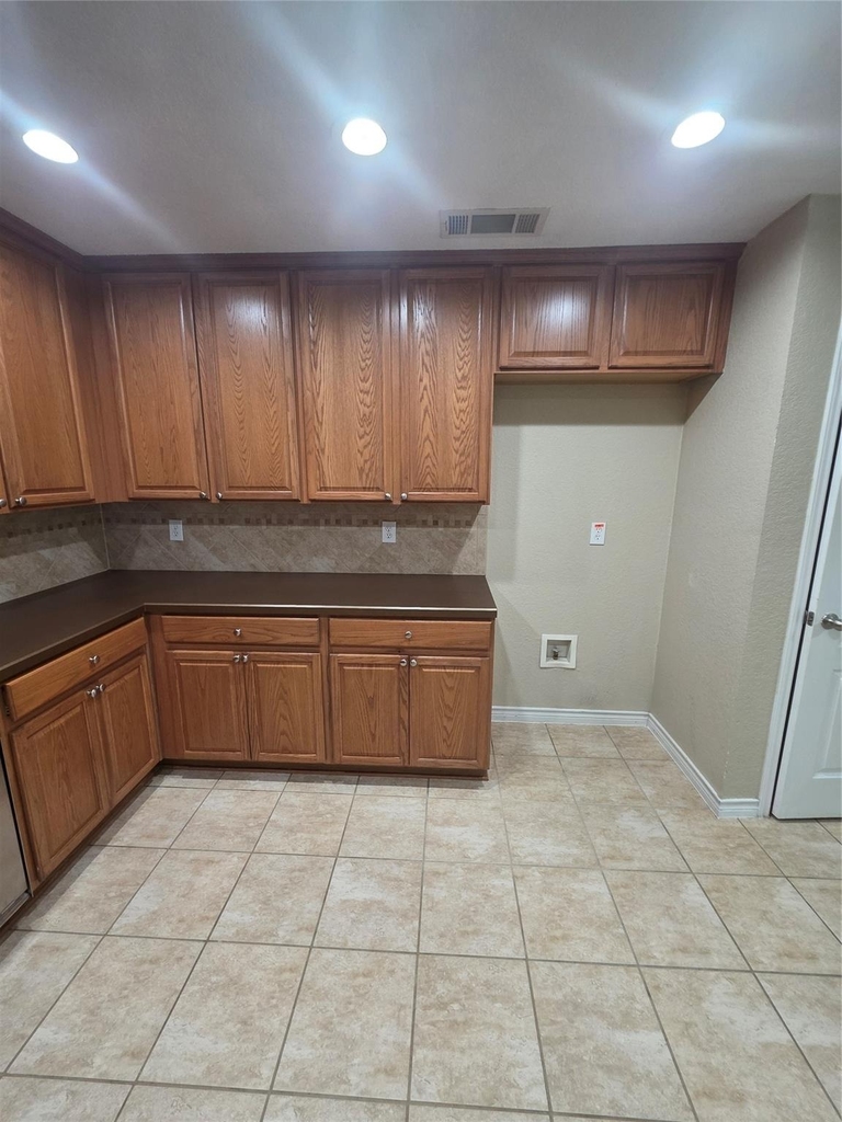 4207 Bayside Court - Photo 15
