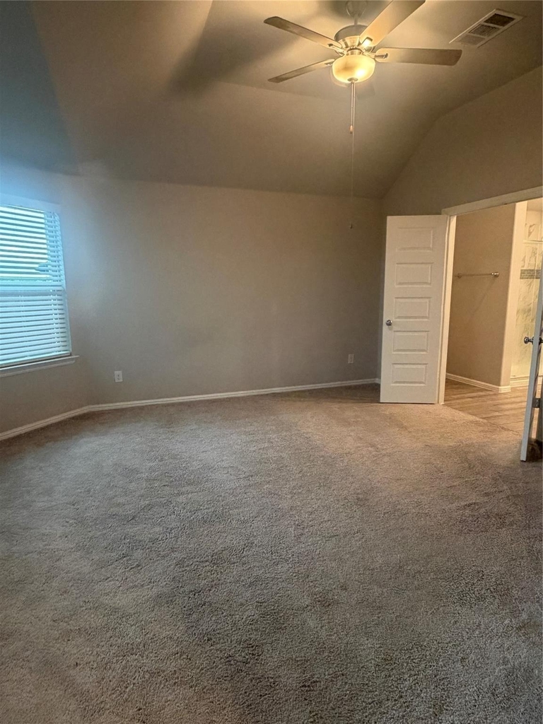 442 Kingsbury Avenue - Photo 16