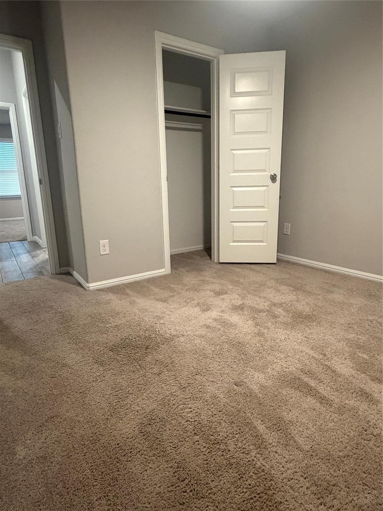 442 Kingsbury Avenue - Photo 15