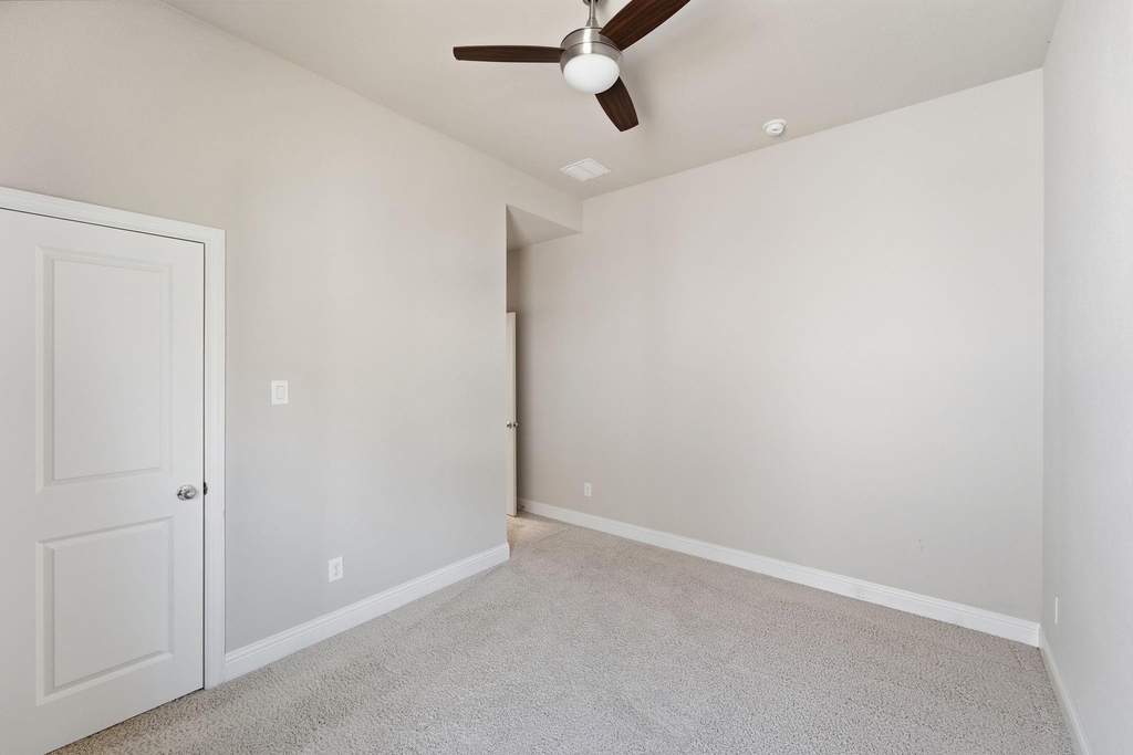 5117 Ember Place - Photo 15
