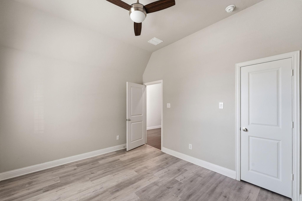 5117 Ember Place - Photo 11