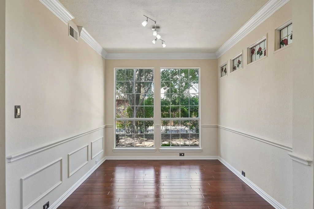 525 Blackfield Drive - Photo 33