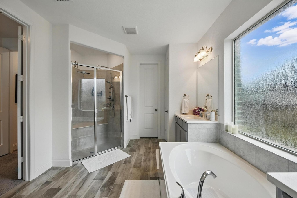 1477 Shooting Star Drive - Photo 18