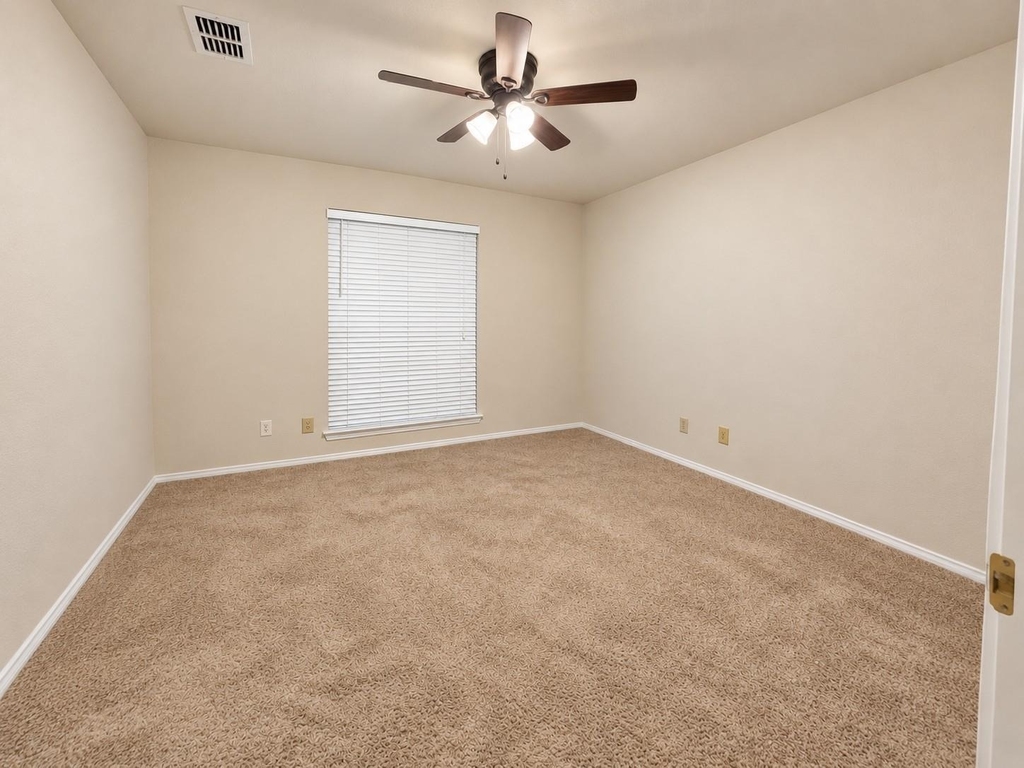 628 Raintree Circle - Photo 16