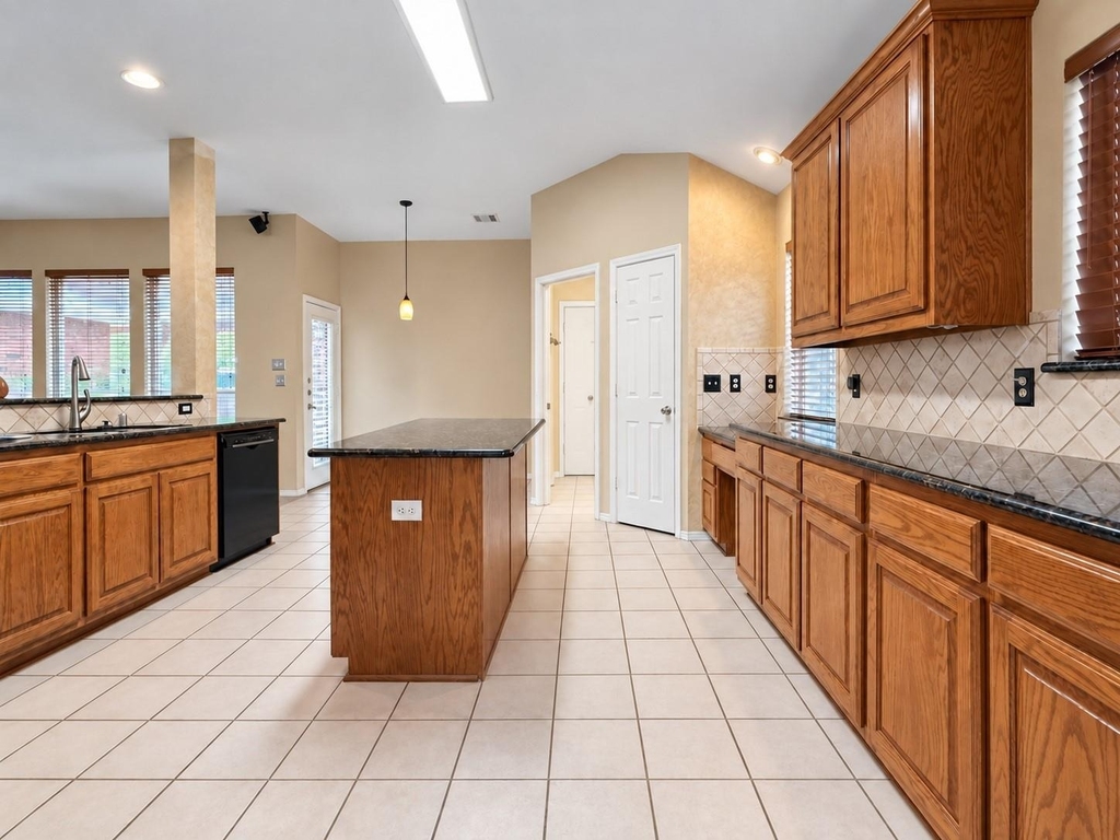 2504 Indian Paint Drive - Photo 6
