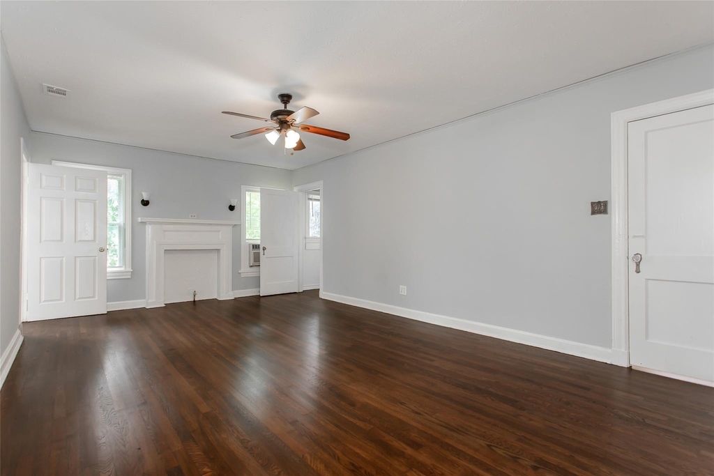 5705 Ross Avenue - Photo 6