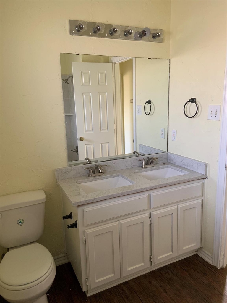 816 Brittany Drive - Photo 9
