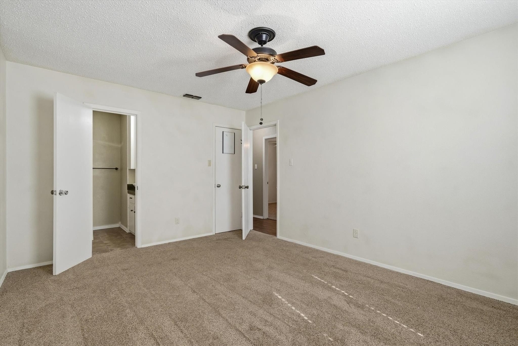 1729 Elliot Drive - Photo 20