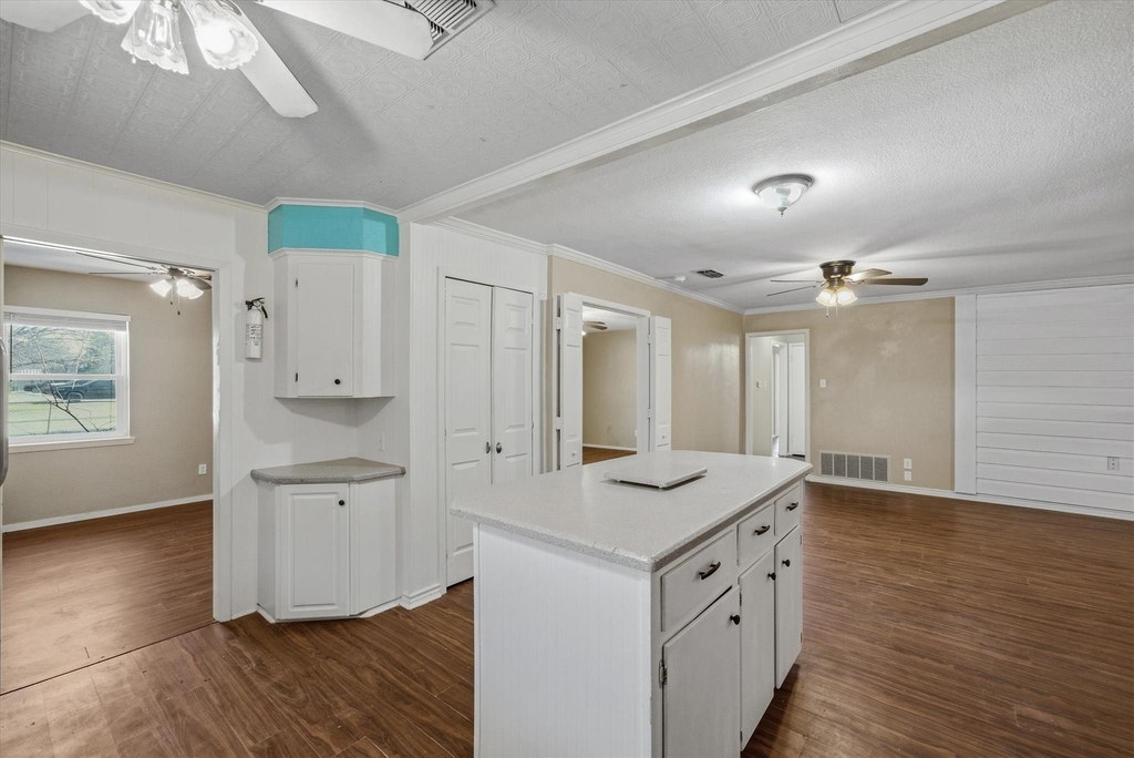 1729 Elliot Drive - Photo 8