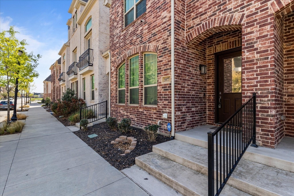 5977 Page Street - Photo 1