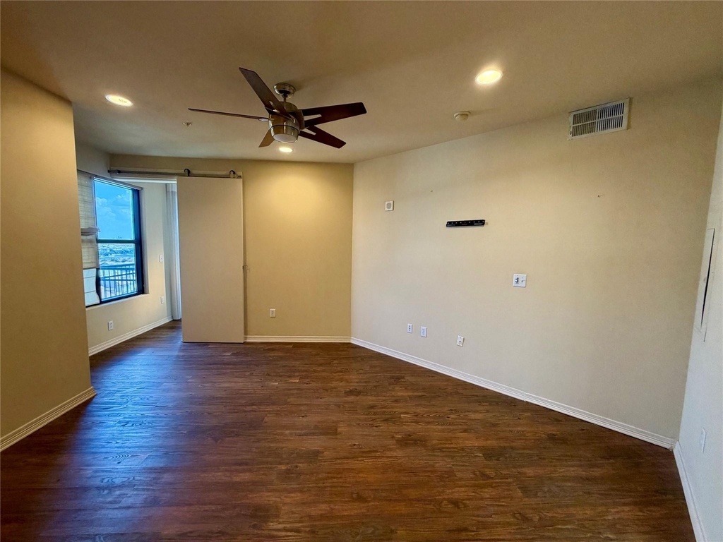 330 Las Colinas Boulevard E - Photo 12