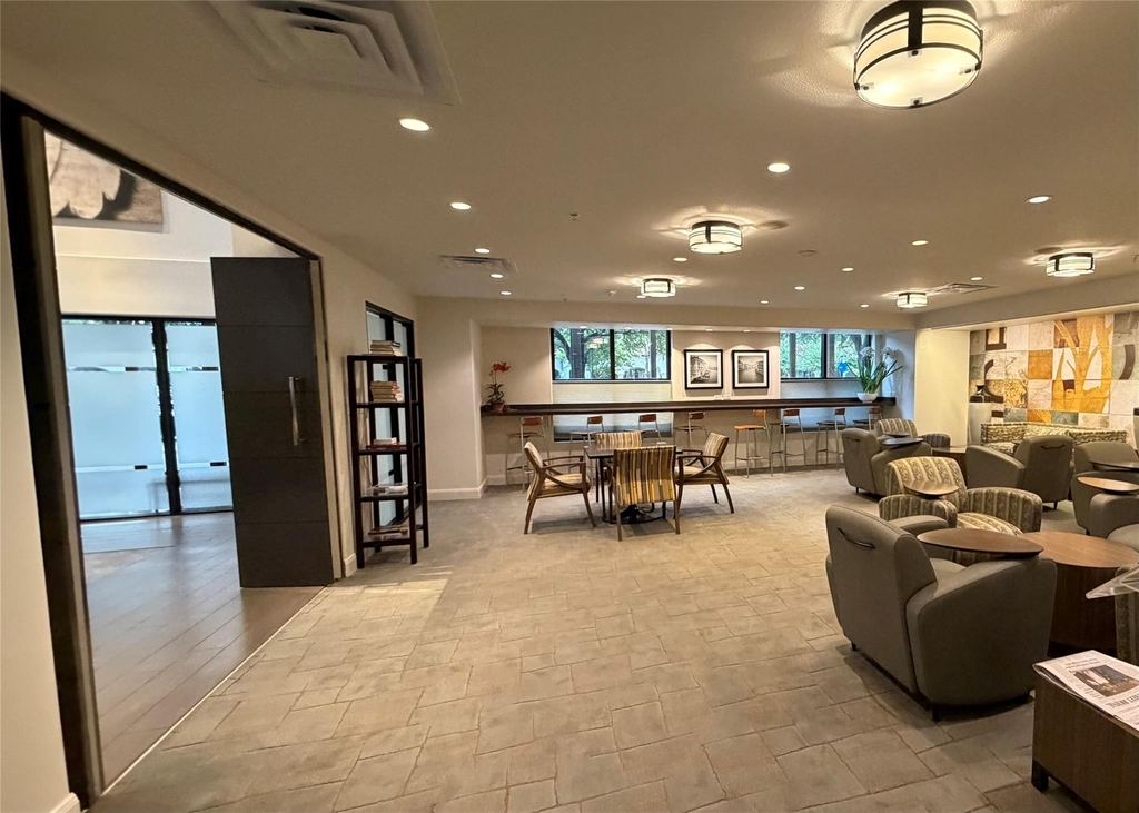 330 Las Colinas Boulevard E - Photo 36