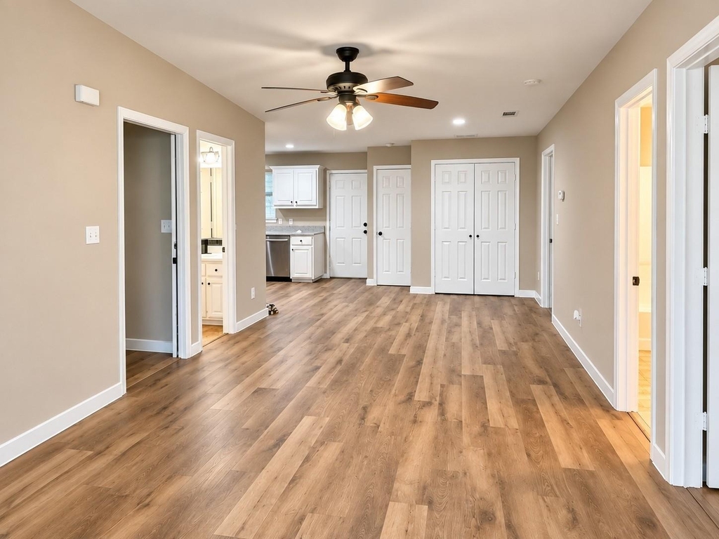 1102 Hamilton Street - Photo 3