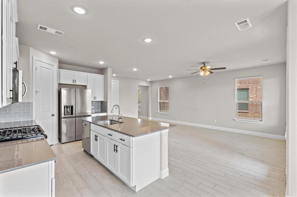 593 Hutchinson Lane - Photo 10