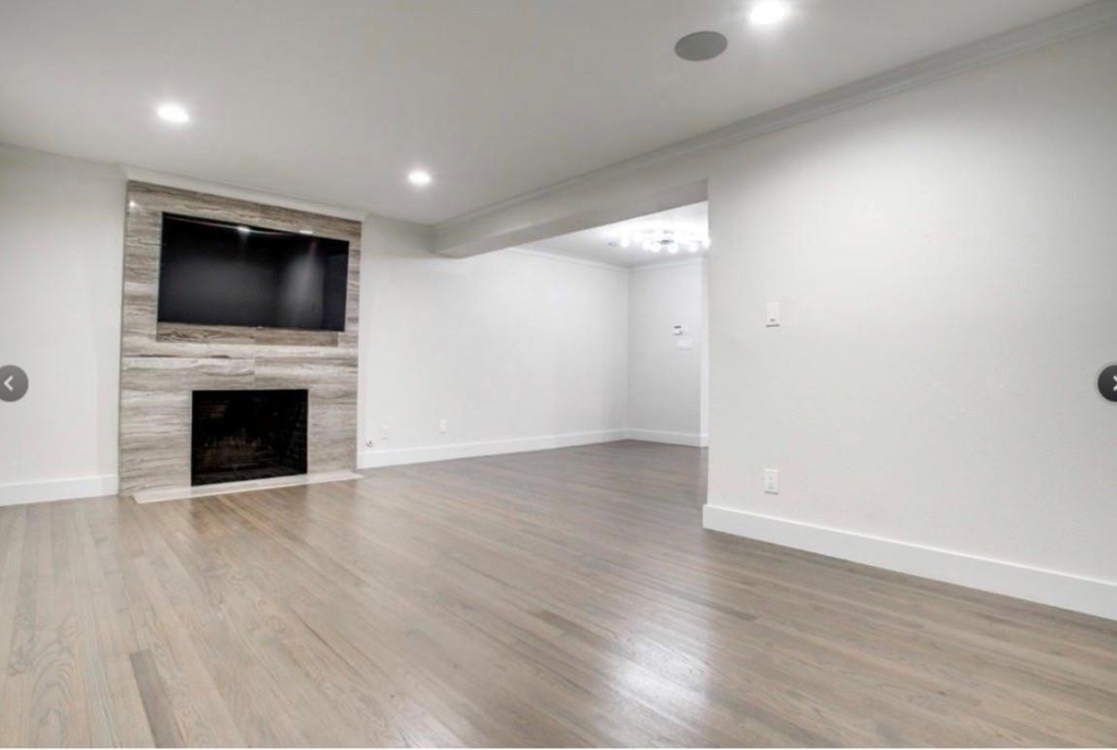 6811 Walnut Hill Lane - Photo 4