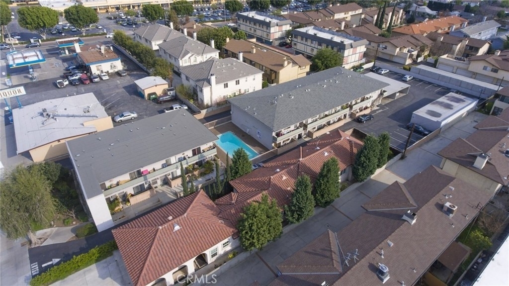 922 W Duarte Rd - Photo 2