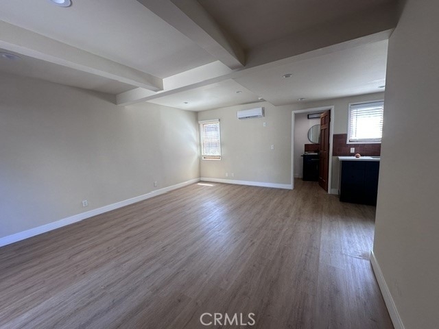 704 N Occidental Boulevard - Photo 4