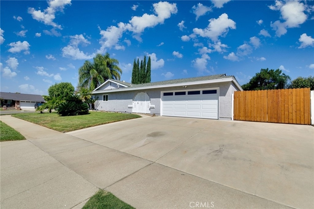 8017 Cambridge Avenue - Photo 2