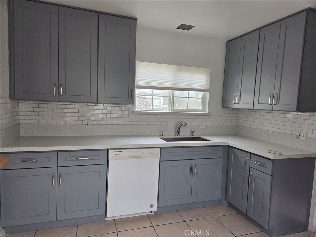 859 Monterey Road - Photo 1